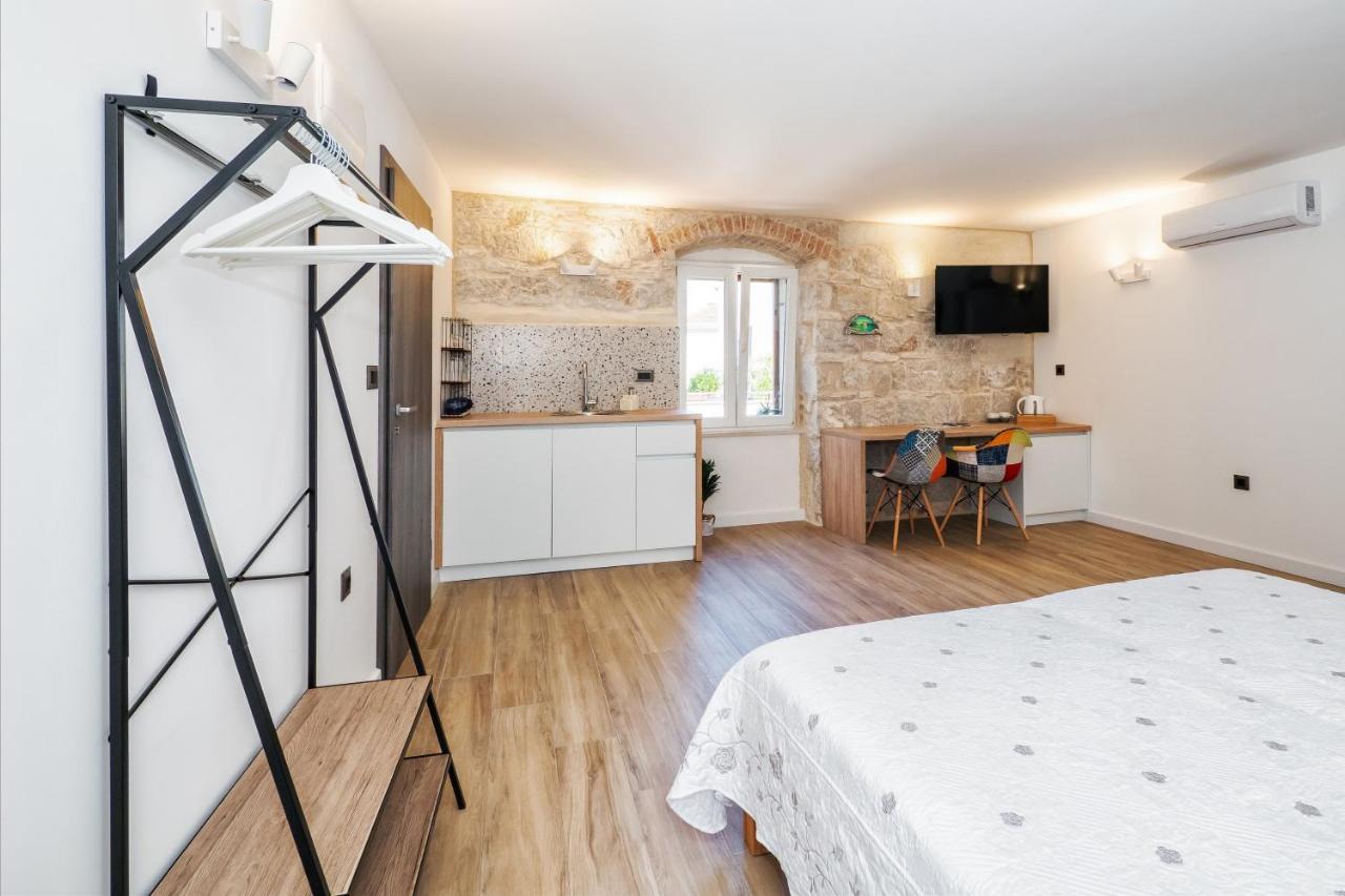 Sweet Rooms Luri Split Eksteriør billede